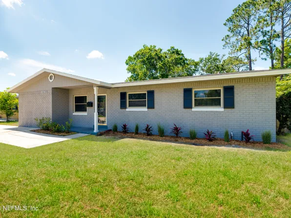 4561 LISA Drive N, Jacksonville, FL 32217