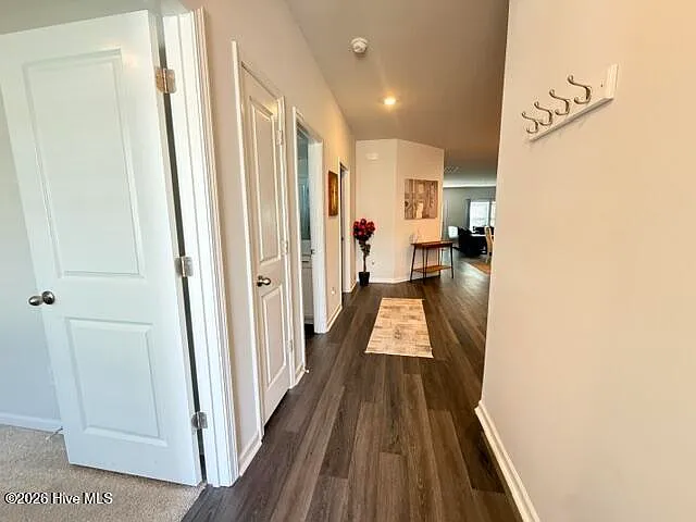 3 bed, 2.0 bath, $1,800 — Photo 4