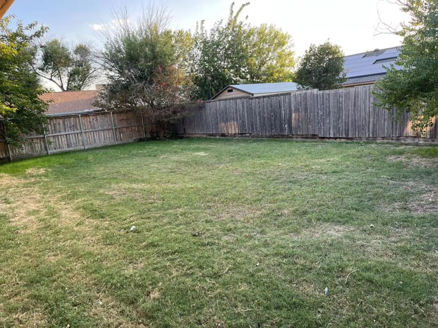 Beautiful 4 Bedroom 2 Bathroom in Carrollton! — Photo 2