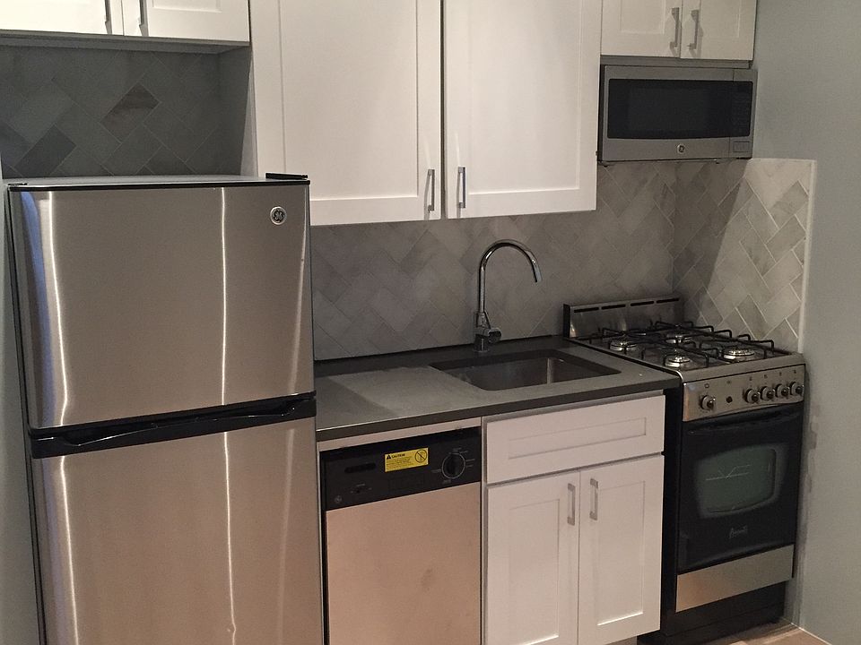 2nd image of 556 W 184th St #1