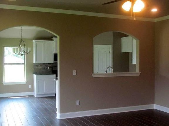 5th image of 1641 Whirlaway Ln