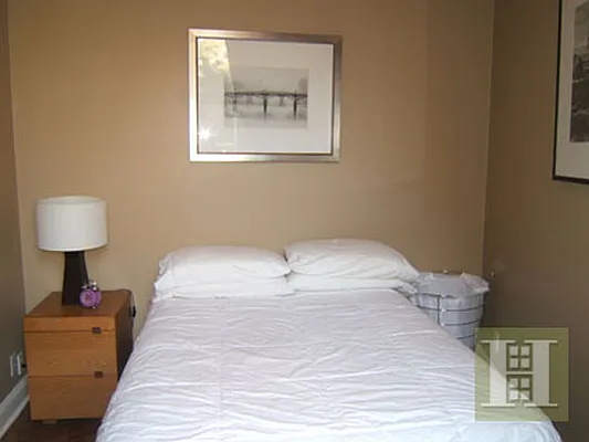 Rented by Halstead Real Estate | media 15