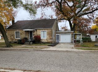 954 Plymouth St, Muskegon, MI 49442