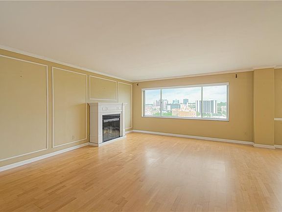 4th image of 4550 Warwick Blvd APT 705