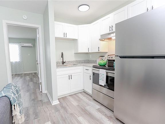 5th image of 9603 11th Bay St APT 2
