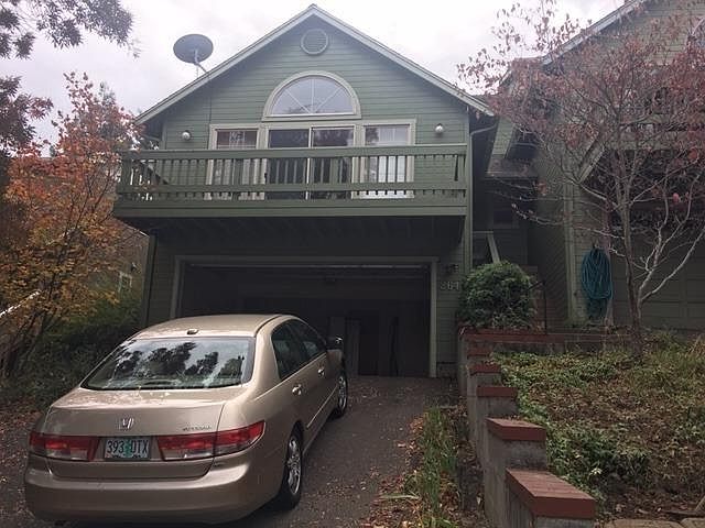 1st image of 264 Sheridan St