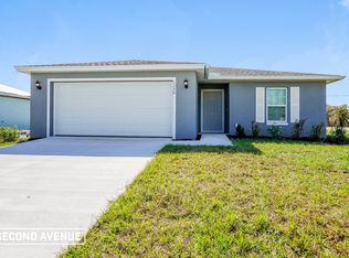 1724 NE 26th Ter, Cape Coral, FL 33909