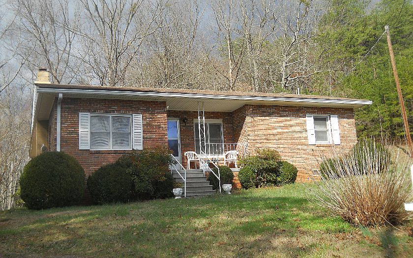1st image of 1190 Kanuga St