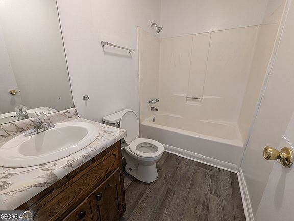 4th image of 257 Rustwood Dr
