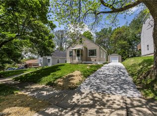 144 Malacca St, Akron, OH 44305