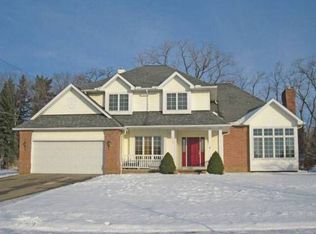 7659 Roeper Rd, Parma, OH 44134