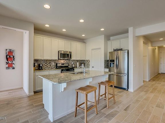2nd image of 8605 E Lobo Ave