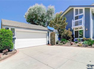 4521 Pinyon Tree Ln, Irvine, CA 92612