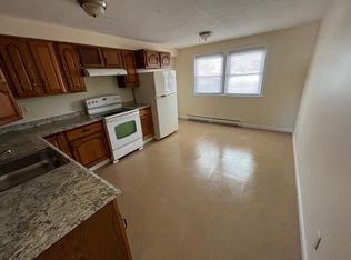 19 Linwood St #B, Lowell, MA 01851