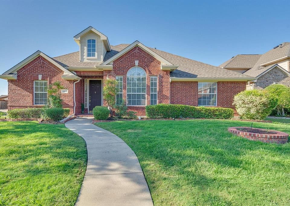 1st image of 1505 Ector Dr
