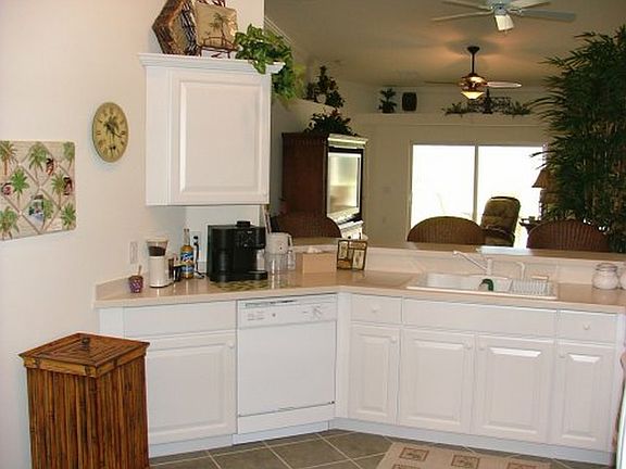 4th image of 10527 Washingtonia Palm Way APT 4021