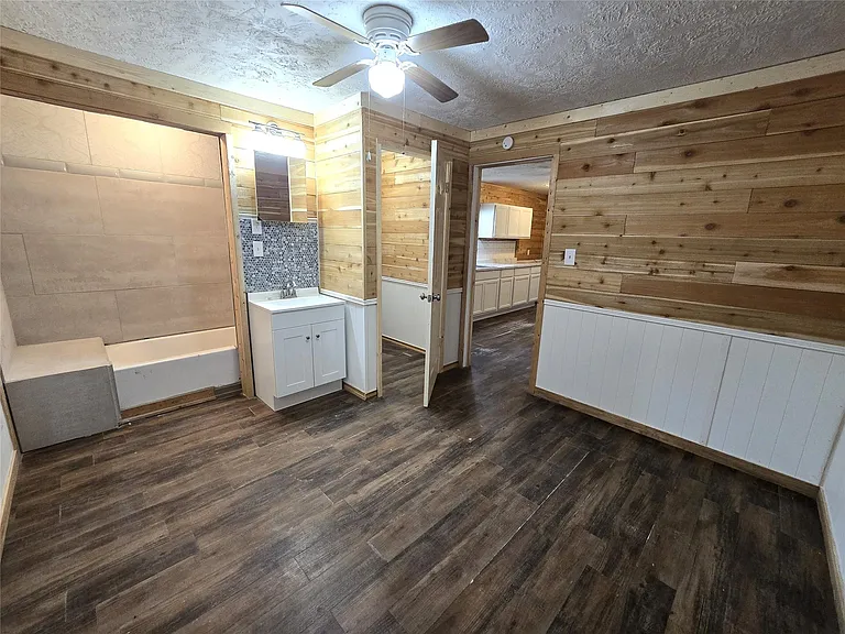 127 Navaho Trl — Photo 5