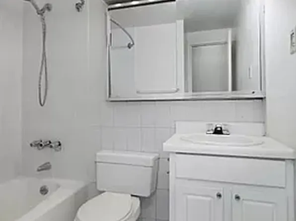 220 East 24th Street image 3 of 4