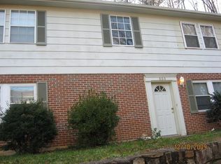 930 Floyd Ave SW APT B, Roanoke, VA 24015