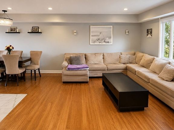 5th image of 63 Doonan St