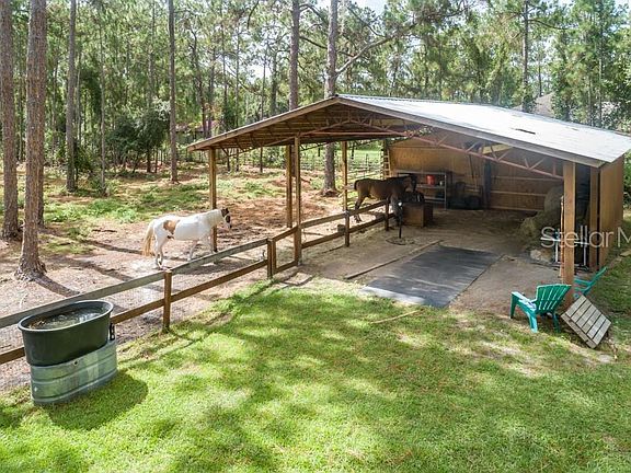 4th image of 6236 N Biscayne Dr