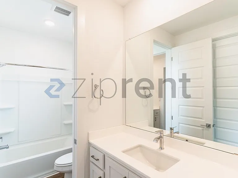 1009 Chapote Ter — Photo 15
