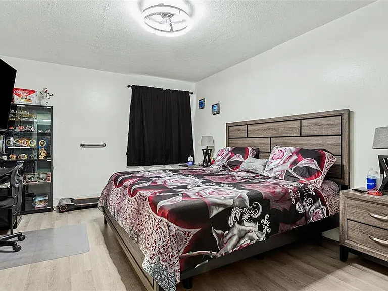 7501 Dolonita Dr #7501 — Photo 15