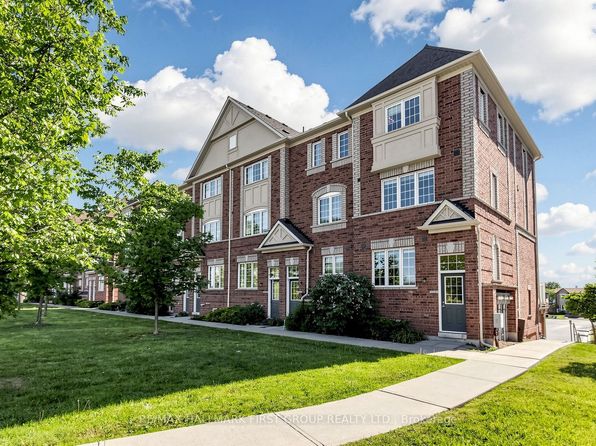 1 Cooperage Ln, Ajax, ON L1S 0E8