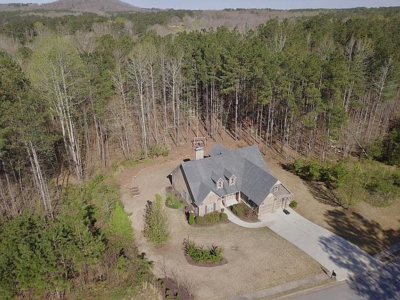 3rd image of 311 Saddle Chase Dr