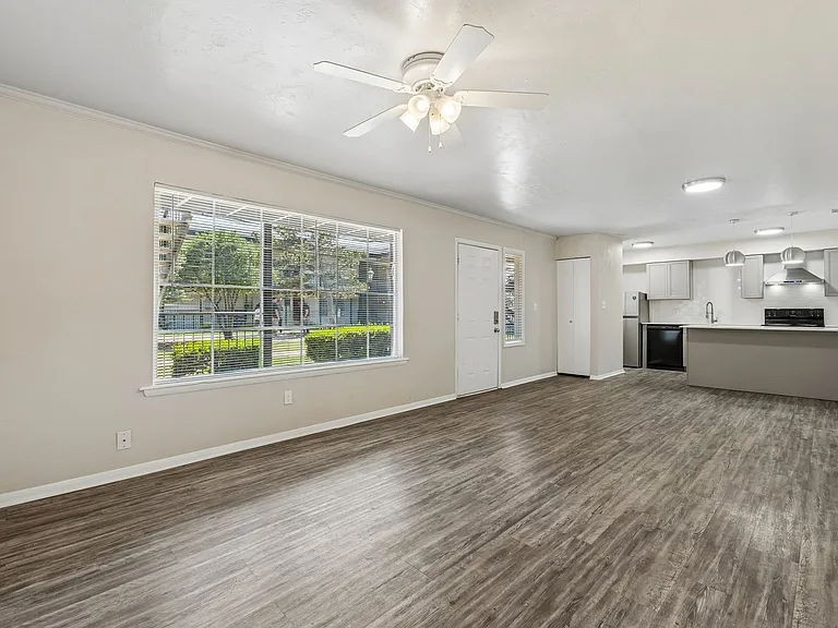 Terraces at Nichols Hills Renovated Two-Bedrooms — Photo 19