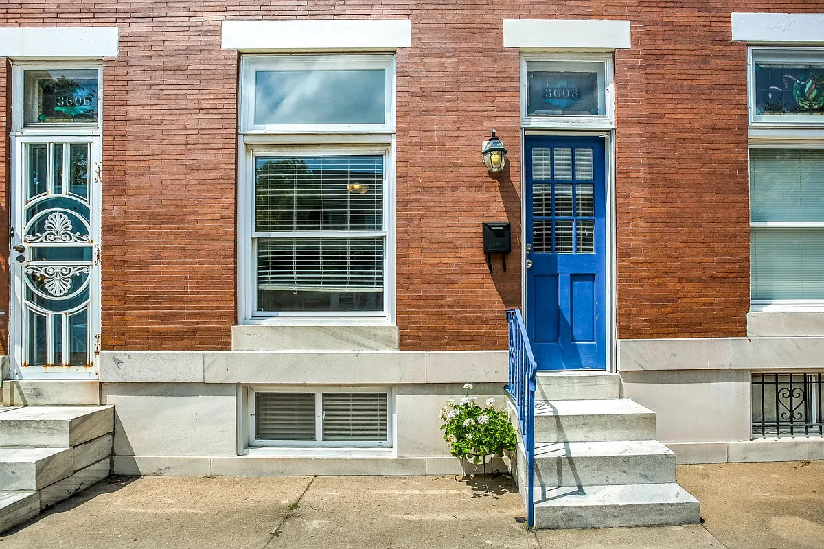 Building Photo - 3608 Hudson St