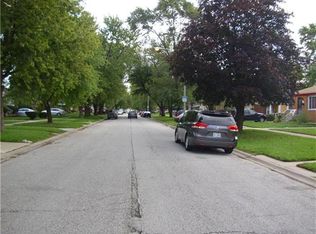 14409 Woodlawn Ave, Dolton, IL