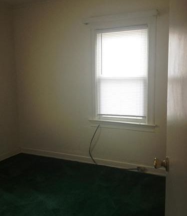 4th image of 1636 E 45th St #1