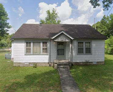 704 College St, Manchester, TN, 37355