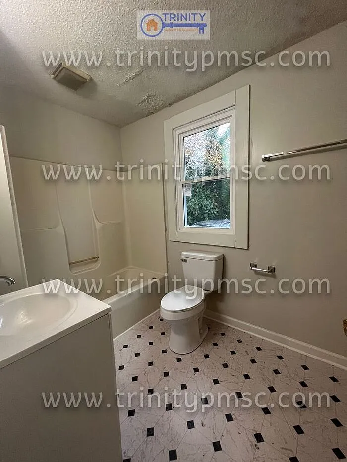 1 bed, 1.0 bath, $625 — Photo 3