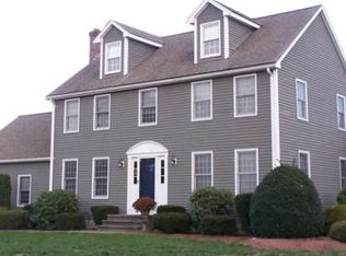 1 Scarboro Ct, Franklin, MA 02038