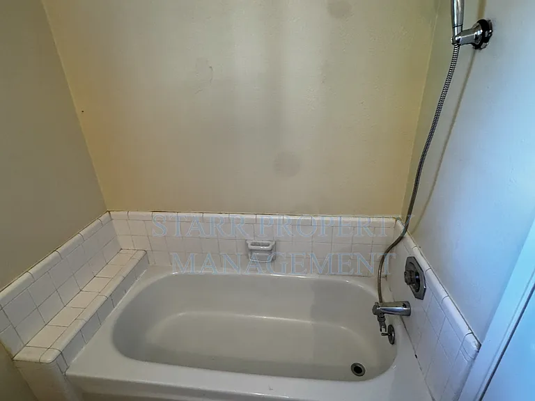 2625 Grizzly Hollow Way — Photo 10