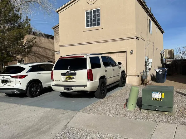 708 Avanti St SW, Albuquerque, NM 87121