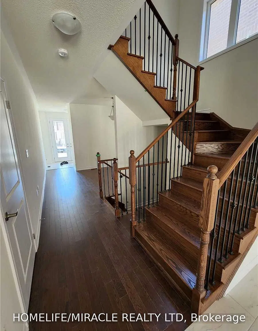 4 bed, $3,400 — Photo 2