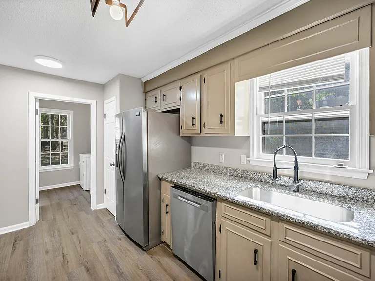168 Thames Valley Ct — Photo 15