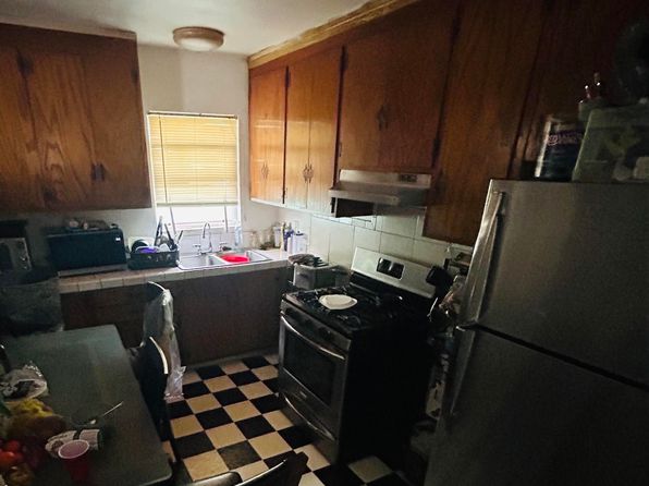 1245 90th Ave, Oakland, CA 94603