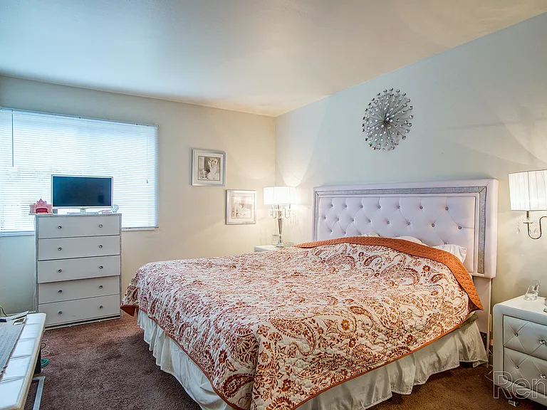 Camelot Apartments — Photo 13