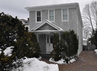 166 Narragansett Ave, Barrington, RI 02806