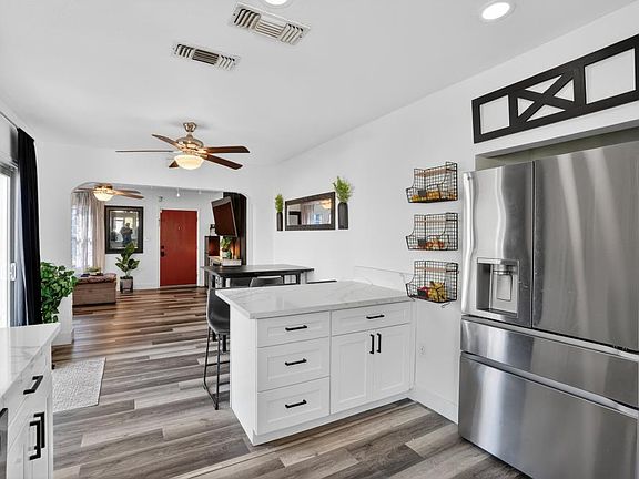 5th image of 461 F St