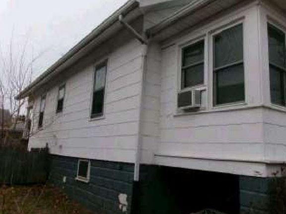 2nd image of 101 Brighton Ave