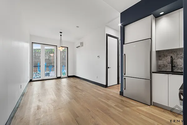 Rented by ERNY LLC | media 16