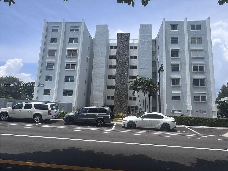 1st image of 2530 SW 3rd Ave APT 306