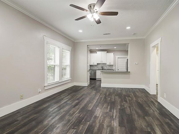 3rd image of 2333 Lidstone St