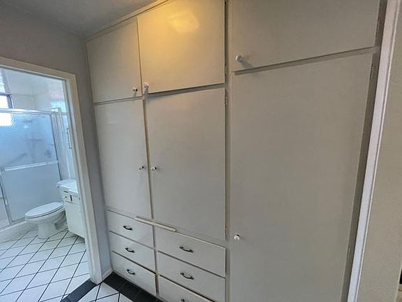 3rd image of 100 Hermosa Ave APT 2H