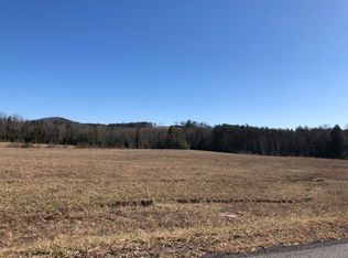 Newton Rd, Crossville, TN 38572